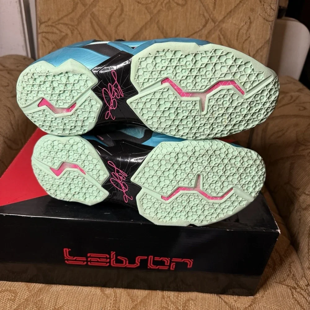 Nike LeBron 11 South Beach XI Men's Basketball Shoes Blue‎ Size 11 Clean W/ Box!